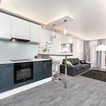 Apartament Grzybowska 16/22 By Homeprime Warszawa