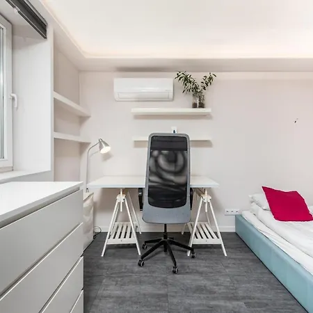 Grzybowska 16/22 By Homeprime Apartment *