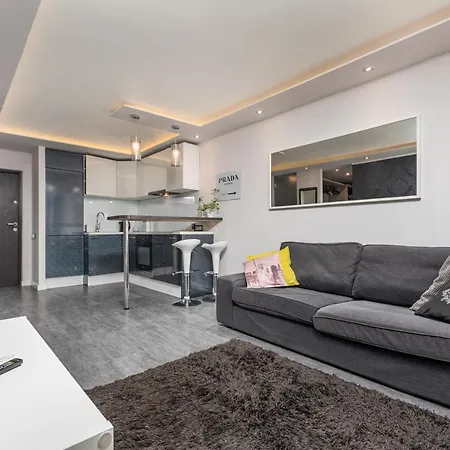 Grzybowska 16/22 By Homeprime