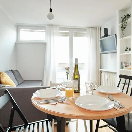 Grzybowska 16/22 By Homeprime