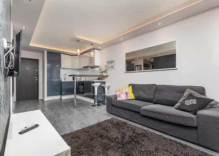 Grzybowska 16/22 By Homeprime